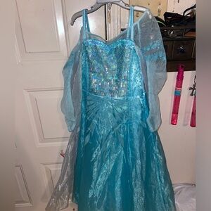 🩵❄️☃️Long Elsa dress☃️❄️🩵